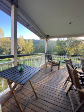 Eighteen Mile Cottage